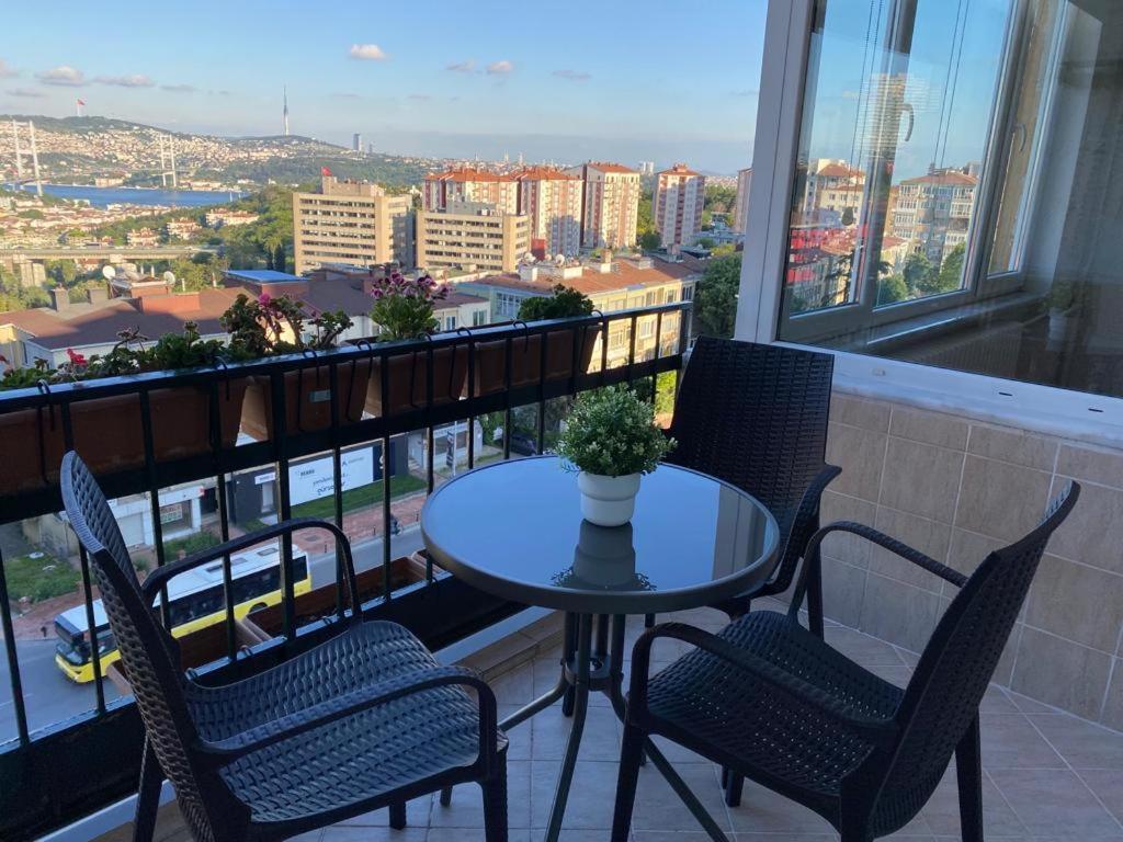Daire Bogaz Manzarali Ve Merkezi 2 Yatak Odali Ev İstanbul